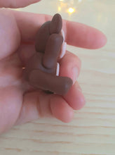 Load image into Gallery viewer, Bomboniera scimmia nascita, bomboniere battesimo bimba