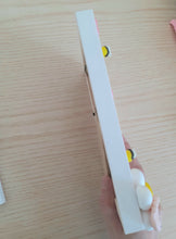 Load image into Gallery viewer, Cornice bomboniera battesimo, bomboniere madrina padrino