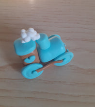 Carica l'immagine nel visualizzatore di Gallery, Bomboniera trenino nascita, bomboniere battesimo bimbo