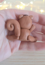 Load image into Gallery viewer, Bomboniera scoiattolo nascita, bomboniere battesimo bimba