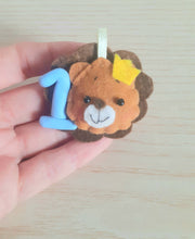 Load image into Gallery viewer, Bomboniera leone, bomboniera nascita, bomboniera primo compleanno