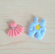 Load image into Gallery viewer, Bomboniera bimba vestitino, bomboniere nascita