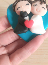 Carica l'immagine nel visualizzatore di Gallery, Bomboniera sposi calamita, bomboniere matrimonio