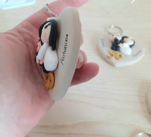 Load image into Gallery viewer, Bomboniera sposi portachiavi, bomboniere matrimonio personalizzate