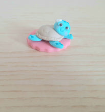 Load image into Gallery viewer, Bomboniera tartaruga battesimo, bomboniere mare, bomboniere nascita