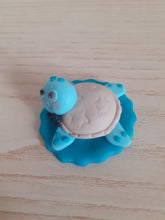 Carica l'immagine nel visualizzatore di Gallery, Bomboniera tartaruga nascita, bomboniere mare, bomboniere battesimo