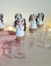 Load image into Gallery viewer, Bomboniera angelo con vasetto, bomboniere comunione, battesimo bimba