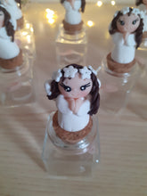 Load image into Gallery viewer, Bomboniera angelo con vasetto, bomboniere comunione, battesimo bimba