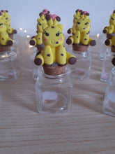 Load image into Gallery viewer, Bomboniera giraffa battesimo comunione