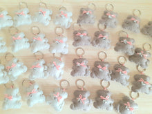 Carica l'immagine nel visualizzatore di Gallery, Bomboniera orsetto con cuore nascita battesimo