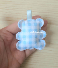 Load image into Gallery viewer, Bomboniera orsetto, bomboniere nascita, bomboniere fai da te, bomboniere battesimo SabrinaDesign