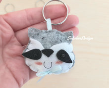 Load image into Gallery viewer, Bomboniera procione, bomboniere nascita, bomboniere battesimo, animali bosco SabrinaDesign