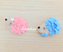 Carica l'immagine nel visualizzatore di Gallery, Bomboniera riccio, bomboniere battesimo, bomboniere nascita, bomboniere animali bosco, riccio calamita SabrinaDesign