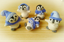 Load image into Gallery viewer, Cake topper pinguini, topper battesimo, compleanno pinguini SabrinaDesign