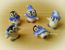 Load image into Gallery viewer, Cake topper pinguini, topper battesimo, compleanno pinguini SabrinaDesign
