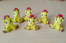 Carica l'immagine nel visualizzatore di Gallery, Bomboniera giraffa, Bomboniera laurea, giraffa laurea, bomboniere laurea, bomboniere animali, compleanno animali safari SabrinaDesign