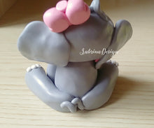 Load image into Gallery viewer, Cake topper elefante, torta nascita, torta battesimo, torta comunione SabrinaDesign