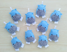 Load image into Gallery viewer, Bomboniera ippopotamo, ippopotamo feltro, bomboniere battesimo, bomboniere animali, bomboniere feltro SabrinaDesign