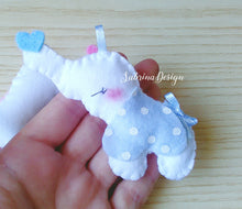 Carica l'immagine nel visualizzatore di Gallery, Bomboniera elefante, bomboniera nascita bimbo, bomboniere battesimo SabrinaDesign