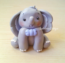 Carica l'immagine nel visualizzatore di Gallery, Cake topper elefante, torta battesimo, torta comunione SabrinaDesign