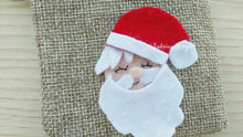 Carica l'immagine nel visualizzatore di Gallery, Sacchetto Natale con babbo Natale feltro, sacchetto bomboniera, sacchetti Natale SabrinaDesign