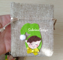 Carica l'immagine nel visualizzatore di Gallery, Sacchetto Natale con elfo, sacchetti profumati, sacchetti regalo, sacchetti elfi, sacchetti Natale SabrinaDesign