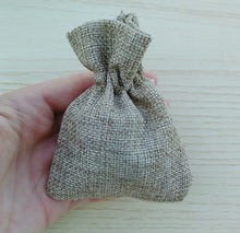 Carica l'immagine nel visualizzatore di Gallery, Sacchetto Natale con elfo, sacchetti profumati, sacchetti regalo, sacchetti elfi, sacchetti Natale SabrinaDesign