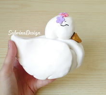 Load image into Gallery viewer, Cake topper cigno, cake topper battesimo, topper comunione, festa tema cigno SabrinaDesign