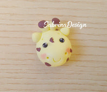 Carica l'immagine nel visualizzatore di Gallery, Bomboniera giraffa, bomboniere nascita, bomboniere battesimo, bomboniere comunione, compleanno safari SabrinaDesign