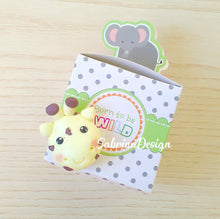 Carica l'immagine nel visualizzatore di Gallery, Bomboniera giraffa, bomboniere nascita, bomboniere battesimo, bomboniere comunione, compleanno safari SabrinaDesign