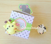 Carica l'immagine nel visualizzatore di Gallery, Bomboniera giraffa, bomboniere nascita, bomboniere battesimo, bomboniere comunione, compleanno safari SabrinaDesign