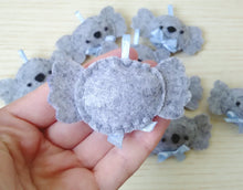 Carica l'immagine nel visualizzatore di Gallery, Bomboniera koala, bomboniere nascita, bomboniere animali, bomboniere battesimo SabrinaDesign
