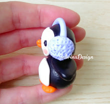 Carica l'immagine nel visualizzatore di Gallery, Bomboniera pinguino, bomboniera nascita, bomboniera battesimo, addobbi Natale SabrinaDesign