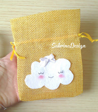 Carica l'immagine nel visualizzatore di Gallery, Sacchetti battesimo, sacchetto nuvola, bomboniera battesimo, sacchetti confetti, bomboniere nascita SabrinaDesign