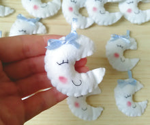 Carica l'immagine nel visualizzatore di Gallery, Bomboniera luna bimbo, bomboniere battesimo, bomboniere nascita SabrinaDesign