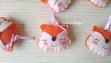 Carica l'immagine nel visualizzatore di Gallery, Bomboniera volpe feltro, bomboniere nascita, bomboniera battesimo, comunione animali, compleanno animali bosco SabrinaDesign