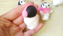 Load image into Gallery viewer, Cake topper pinguini, cake topper nascita SabrinaDesign