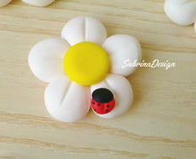 Load image into Gallery viewer, Bomboniera margherita, bomboniere nascita, bomboniere battesimo, bomboniera comunione SabrinaDesign