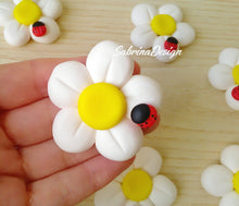 Load image into Gallery viewer, Bomboniera margherita, bomboniere nascita, bomboniere battesimo, bomboniera comunione SabrinaDesign