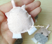 Carica l'immagine nel visualizzatore di Gallery, Bomboniera ippopotamo bimba, bomboniera nascita, bomboniere battesimo, bomboniere animali SabrinaDesign