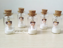 Carica l'immagine nel visualizzatore di Gallery, Bomboniera angelo bimba, bomboniera bottiglia vetro, bomboniere nascita, bomboniere battesimo SabrinaDesign