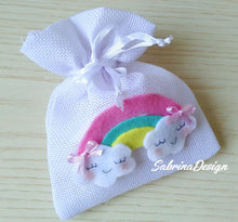 Carica l'immagine nel visualizzatore di Gallery, Sacchetto bomboniera arcobaleno, sacchetto arcobaleno, bomboniera battesimo, sacchetti confetti, bomboniere nascita, bomboniera arcobaleno SabrinaDesign
