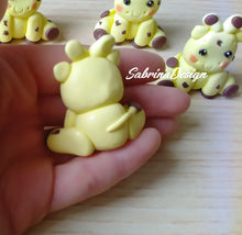 Load image into Gallery viewer, Bomboniera giraffa, bomboniere nascita, bomboniere battesimo, bomboniere comunione SabrinaDesign