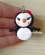 Carica l'immagine nel visualizzatore di Gallery, Pinguino Natale ciondolo, decorazione albero, palline albero SabrinaDesign