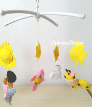 Load image into Gallery viewer, Giostrina culla safari, giostrina con musica, giostrina animali safari