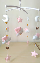 Load image into Gallery viewer, Giostrina culla nuvole, giostrina con musica, giostrina bimba stelle e nuvole