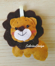 Load image into Gallery viewer, Bomboniera leone, bomboniera nascita, bomboniere battesimo, festa savana, compleanno leone, bomboniere animali SabrinaDesign