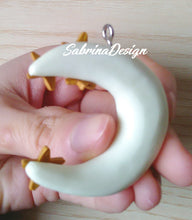 Carica l'immagine nel visualizzatore di Gallery, Bomboniera luna, bomboniere battesimo, bomboniere nascita SabrinaDesign