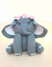 Load image into Gallery viewer, Cake topper elefante, torta animali safari, torta nascita, torta battesimo
